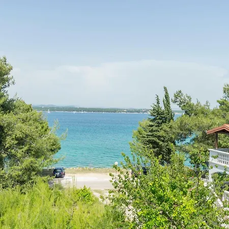 Beachfront Tkon