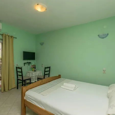 Beachfront Apartment Tkon